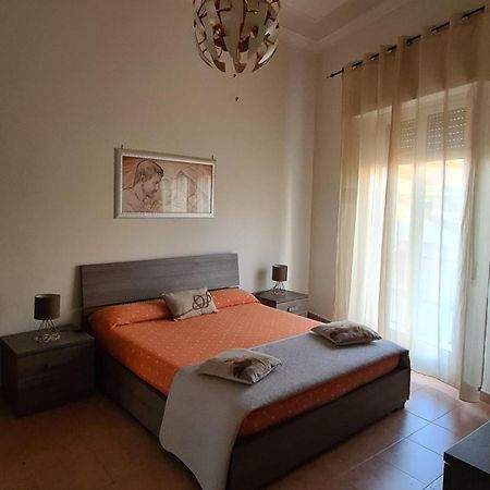 Ferienwohnung Charme In Aci Castello Exterior foto